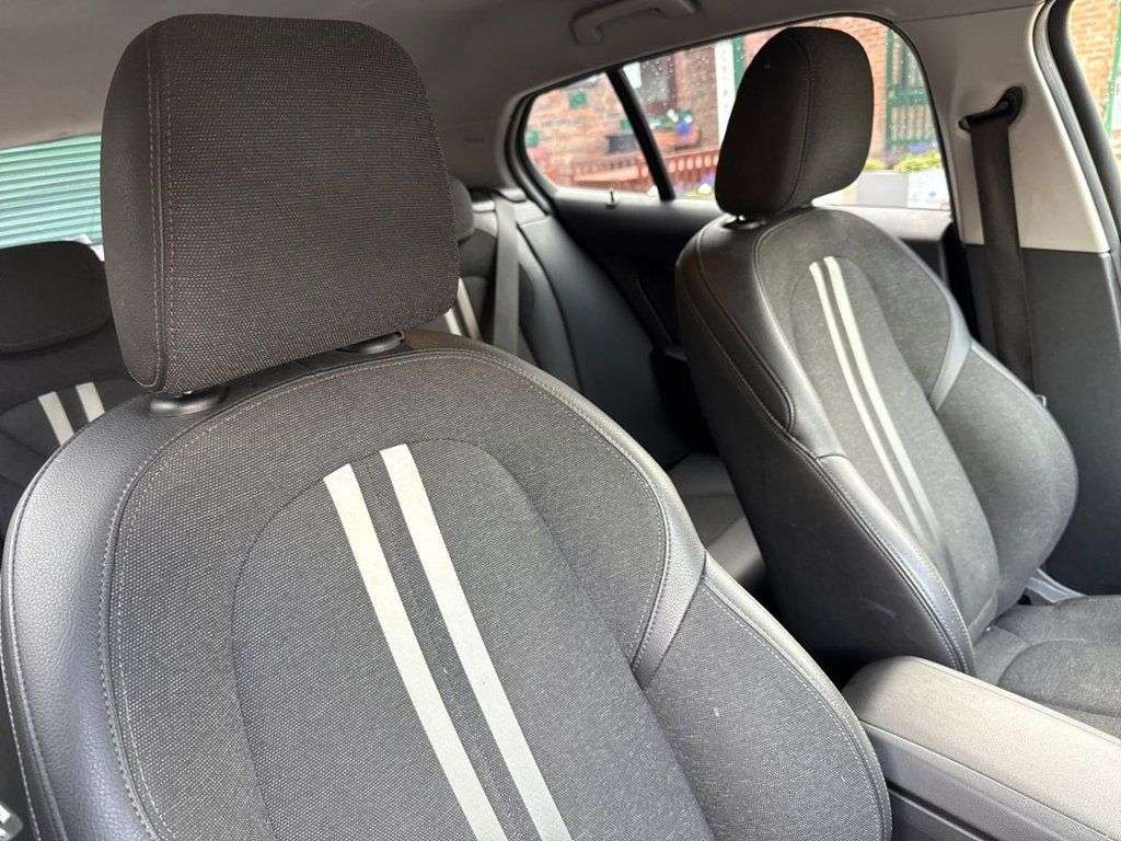 2021 BMW 1 SERIES 2021 BMW 1 SERIES