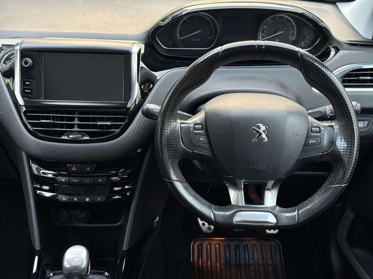 2017 PEUGEOT 2008 2017 PEUGEOT 2008