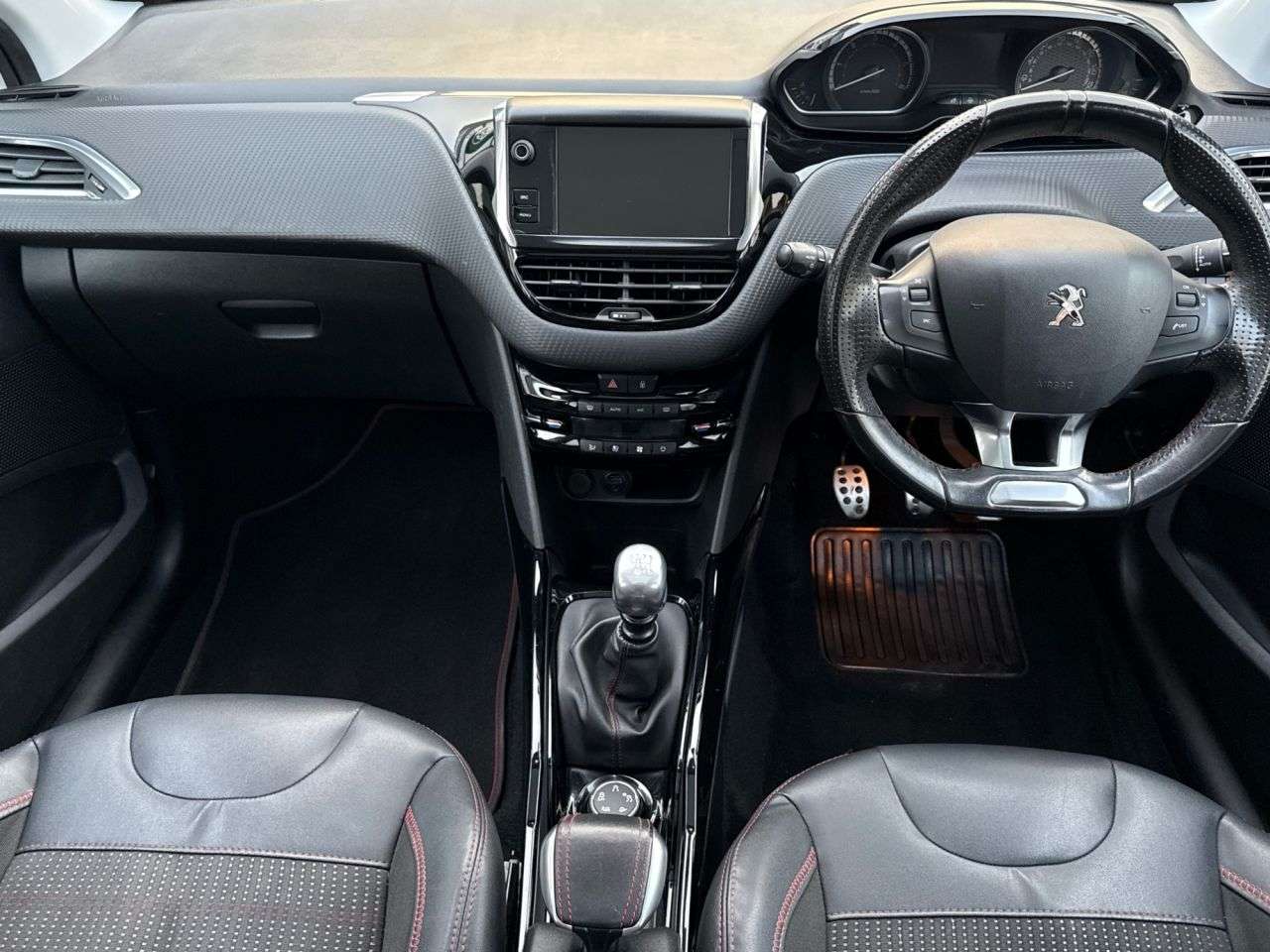 2017 PEUGEOT 2008 2017 PEUGEOT 2008