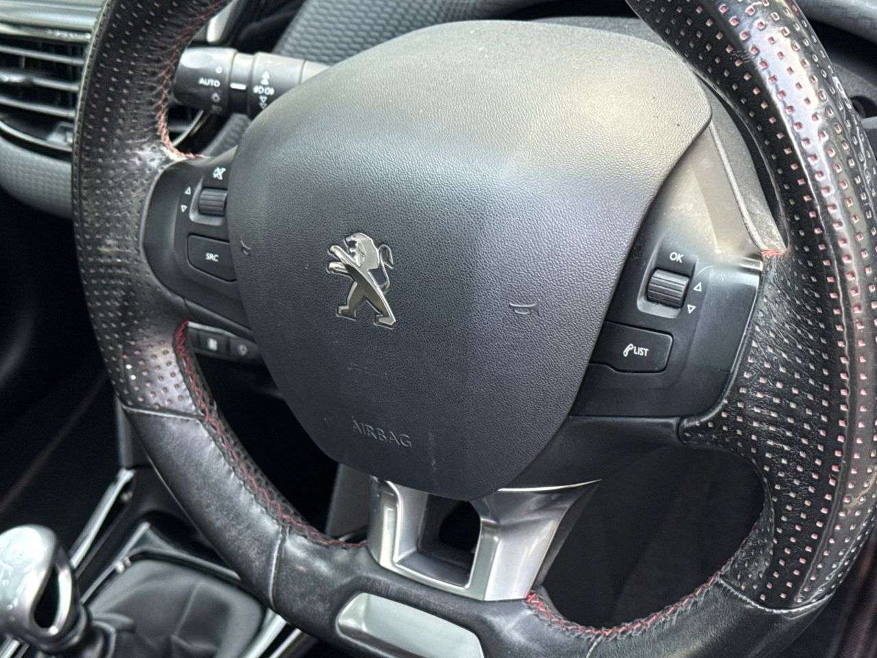 2017 PEUGEOT 2008 2017 PEUGEOT 2008