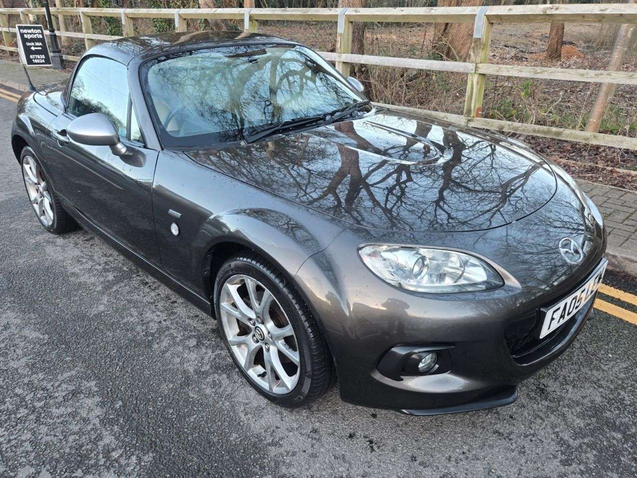 A 2014 MAZDA MX-5 1.8i Sport Venture Roadster 2dr Petrol Manual Euro 5 (126 ps) A 2014 MAZDA MX-5 1.8i Sport Venture Roadster 2dr Petrol Manual Euro 5 (126 ps)