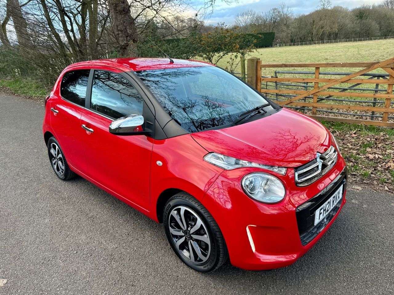 A 2021 CITROEN C1 1.0 VTi Shine Hatchback 5dr Petrol Manual Euro 6 (s/s) (72 ps) + SERVICE HI A 2021 CITROEN C1 1.0 VTi Shine Hatchback 5dr Petrol Manual Euro 6 (s/s) (72 ps) + SERVICE HI