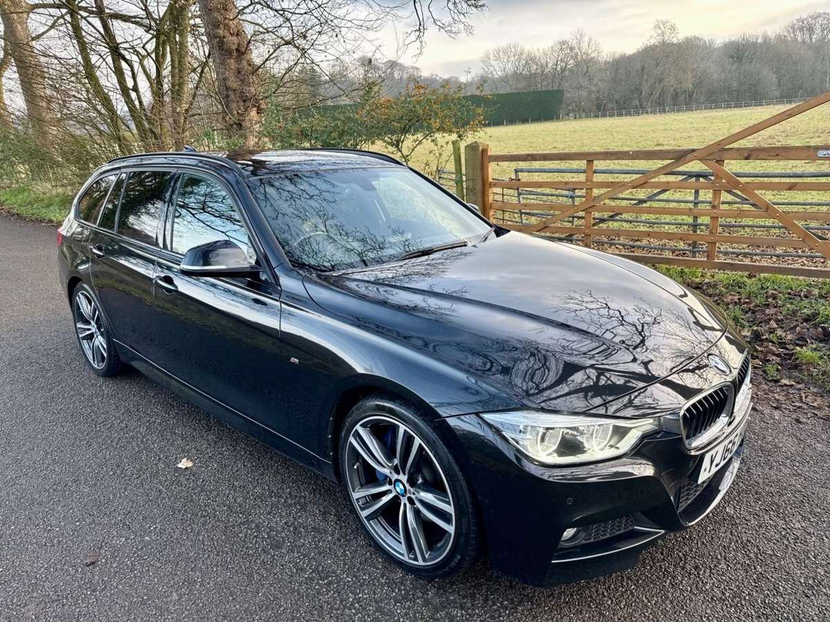 Check out this BMW 3 Series 2017 Diesel Manual