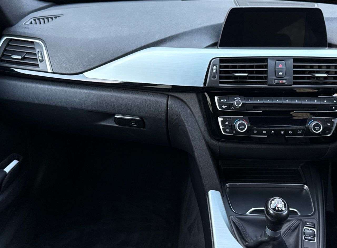 2017 BMW 3 SERIES 2017 BMW 3 SERIES