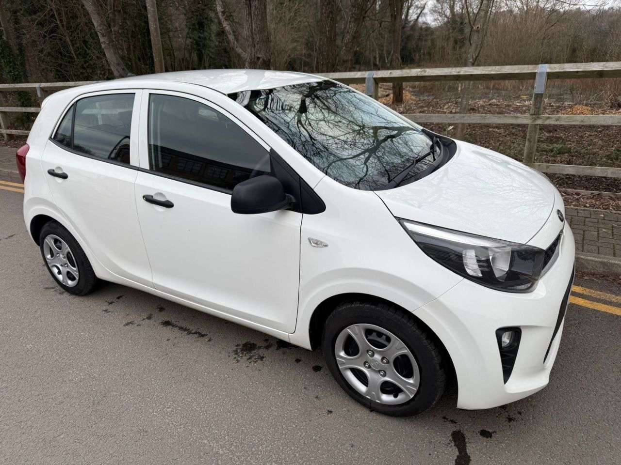 A 2019 KIA PICANTO 1.0 1 Hatchback 5dr Petrol Manual Euro 6 (66 bhp) A 2019 KIA PICANTO 1.0 1 Hatchback 5dr Petrol Manual Euro 6 (66 bhp)