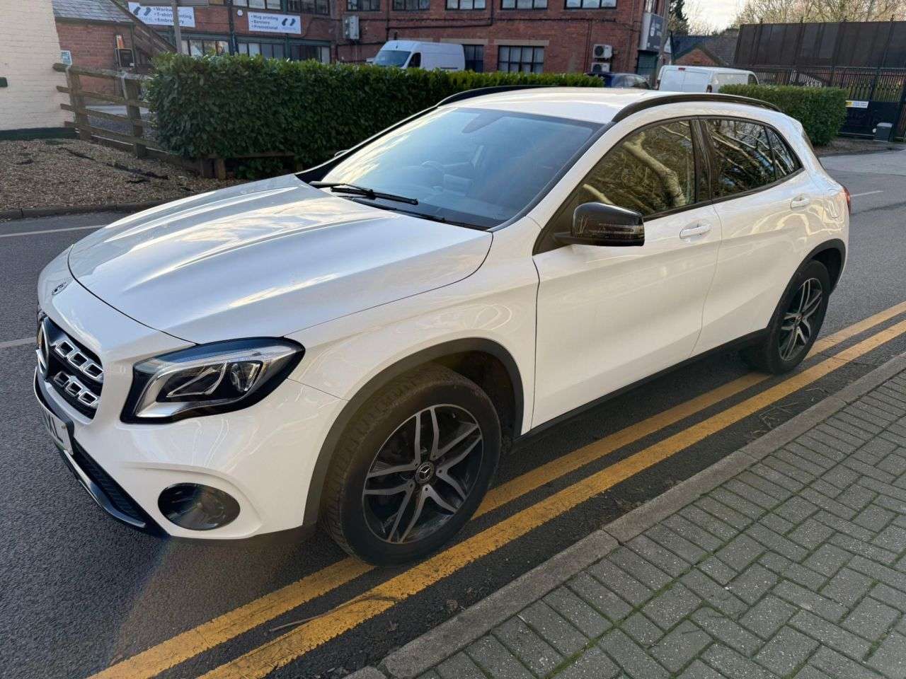A 2019 MERCEDES-BENZ GLA 1.6 GLA180 Urban Edition SUV 5dr Petrol Manual Euro 6 (s/s) (122 ps) A 2019 MERCEDES-BENZ GLA 1.6 GLA180 Urban Edition SUV 5dr Petrol Manual Euro 6 (s/s) (122 ps)
