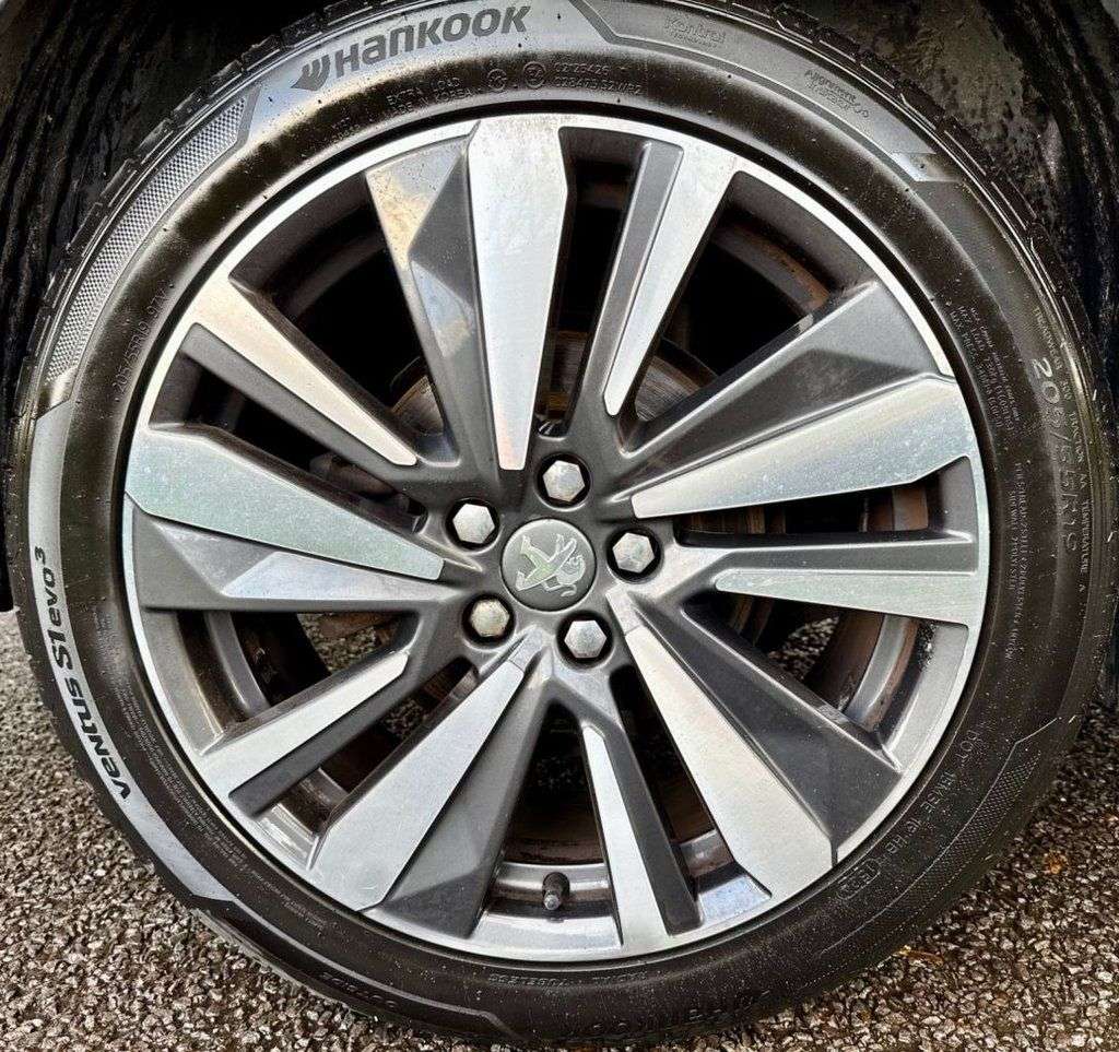 2019 PEUGEOT 5008 2019 PEUGEOT 5008