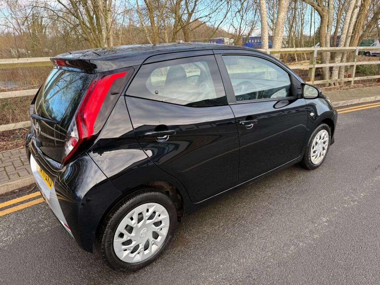 2021 TOYOTA AYGO 2021 TOYOTA AYGO