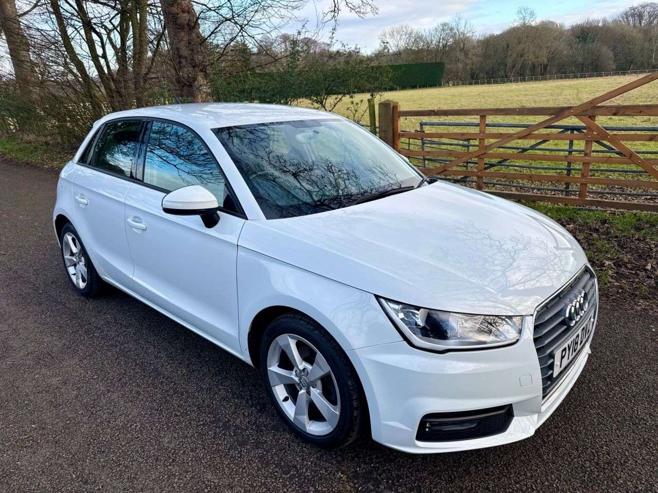 A 2018 AUDI A1 1.4 TFSI Sport Sportback 5dr Petrol Manual Euro 6 (s/s) (Nav) (125 ps) + SE A 2018 AUDI A1 1.4 TFSI Sport Sportback 5dr Petrol Manual Euro 6 (s/s) (Nav) (125 ps) + SE