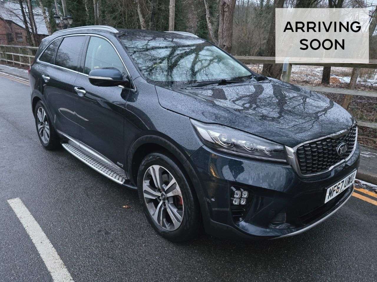 A 2017 KIA SORENTO 2.2 CRDi GT-Line S SUV 5dr Diesel Automatic AWD Euro 6 (s/s) (197 bhp) A 2017 KIA SORENTO 2.2 CRDi GT-Line S SUV 5dr Diesel Automatic AWD Euro 6 (s/s) (197 bhp)