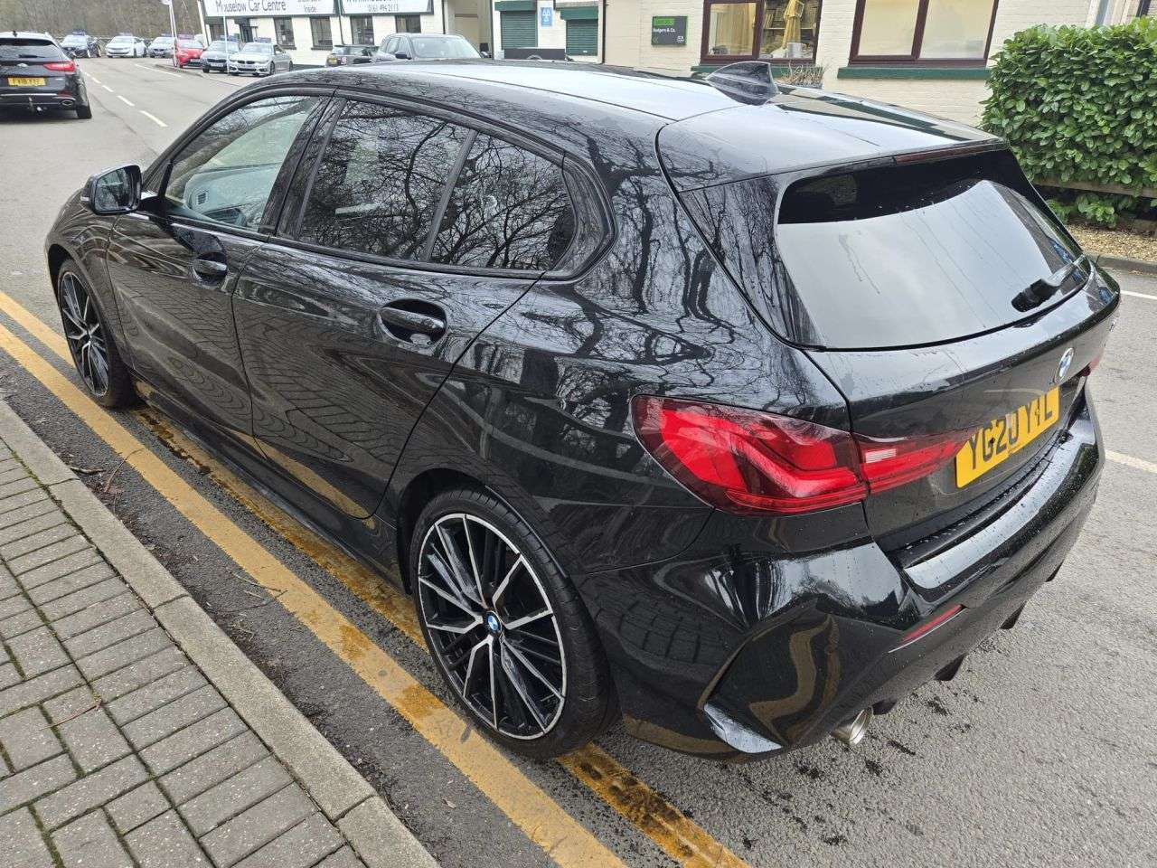 A 2020 BMW 1 SERIES 2.0 118d M Sport Hatchback 5dr Diesel Manual Euro 6 (s/s) (150 ps) A 2020 BMW 1 SERIES 2.0 118d M Sport Hatchback 5dr Diesel Manual Euro 6 (s/s) (150 ps)