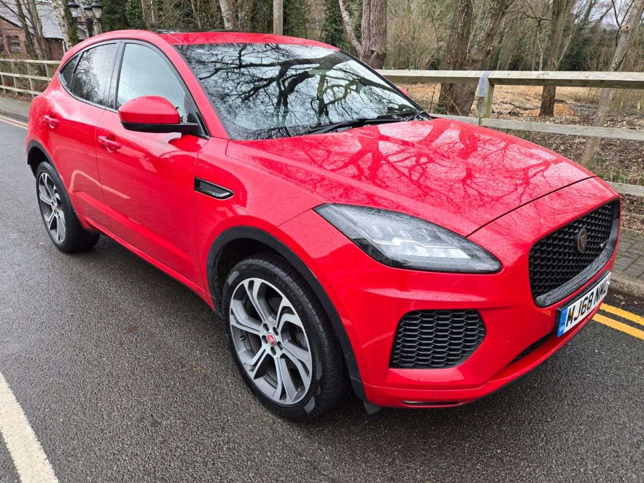 A 2018 JAGUAR E-PACE 2.0 D180 First Edition SUV 5dr Diesel Automatic AWD Euro 6 (s/s) (180 ps) S A 2018 JAGUAR E-PACE 2.0 D180 First Edition SUV 5dr Diesel Automatic AWD Euro 6 (s/s) (180 ps) S