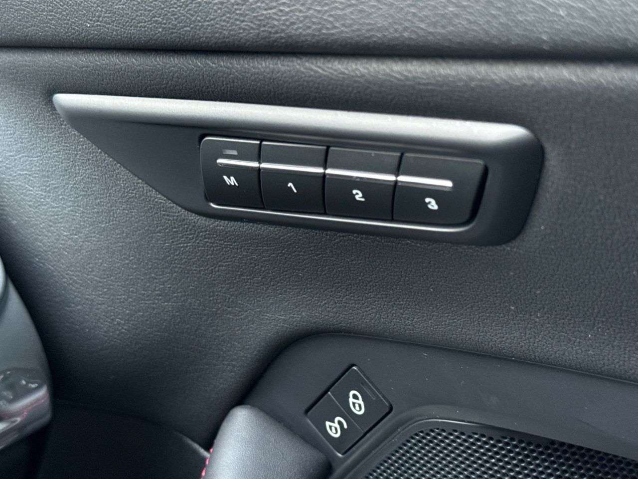 2018 JAGUAR E-PACE 2018 JAGUAR E-PACE