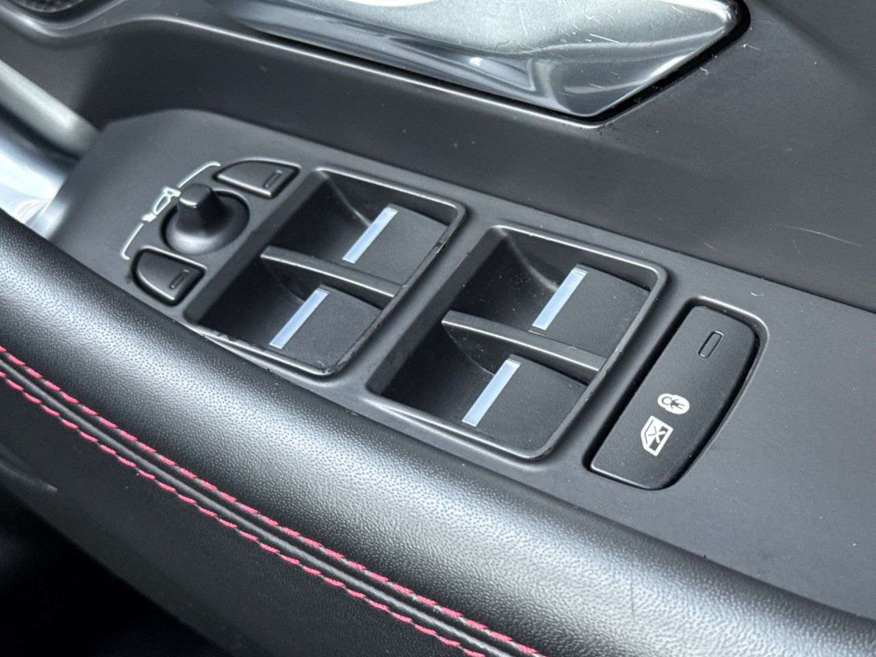 2018 JAGUAR E-PACE 2018 JAGUAR E-PACE