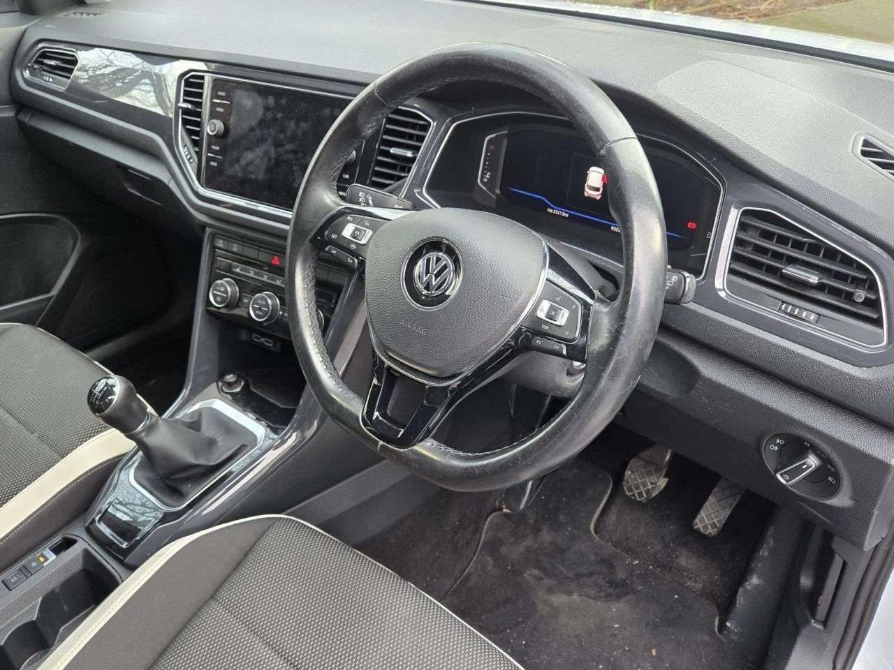 2019 VOLKSWAGEN T-ROC 2019 VOLKSWAGEN T-ROC
