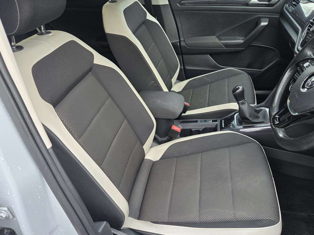 2019 VOLKSWAGEN T-ROC 2019 VOLKSWAGEN T-ROC