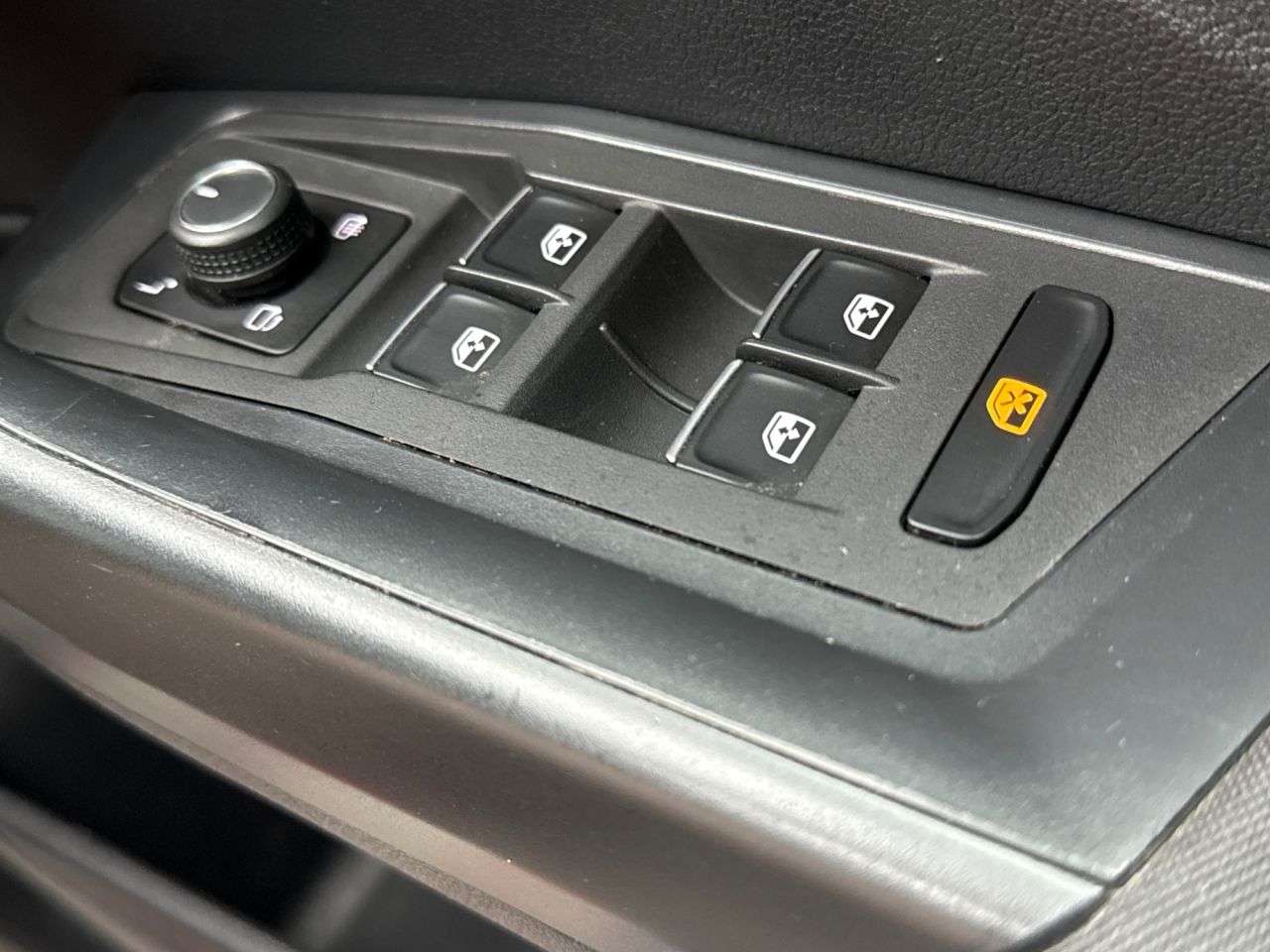 2019 VOLKSWAGEN T-ROC 2019 VOLKSWAGEN T-ROC