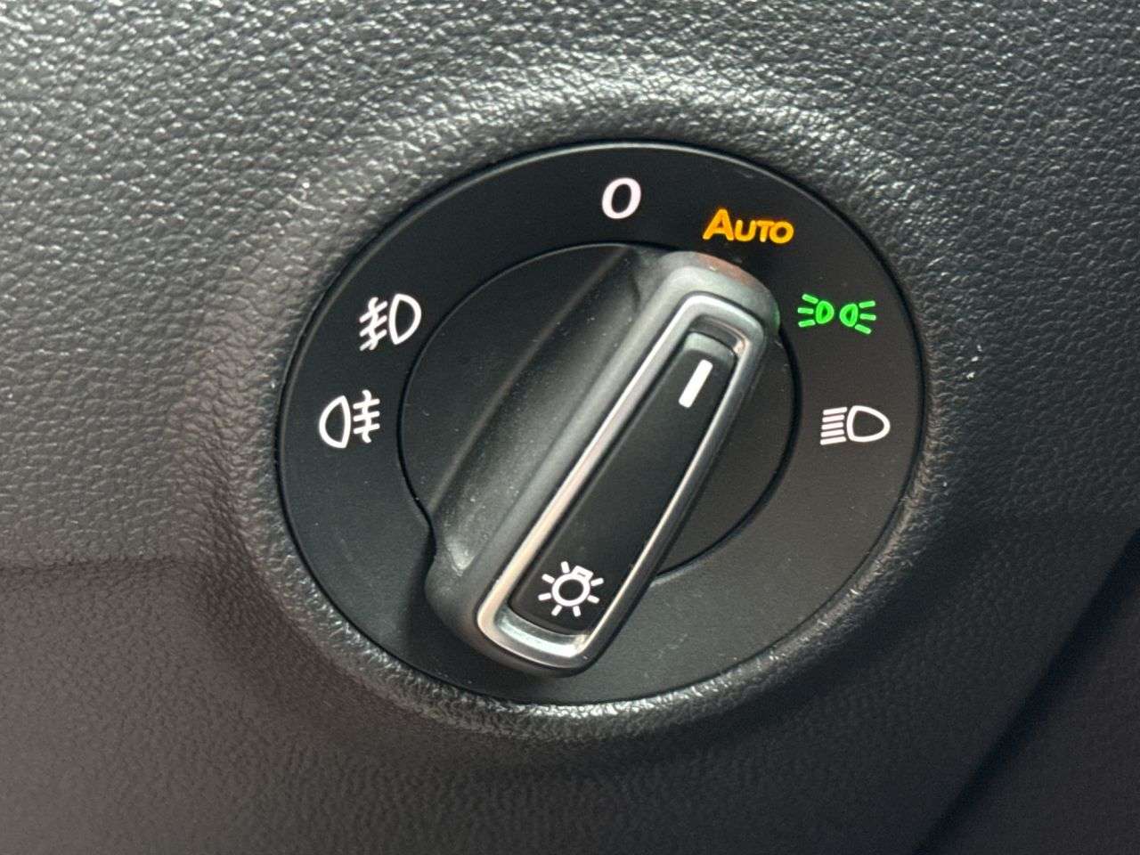 2019 VOLKSWAGEN T-ROC 2019 VOLKSWAGEN T-ROC