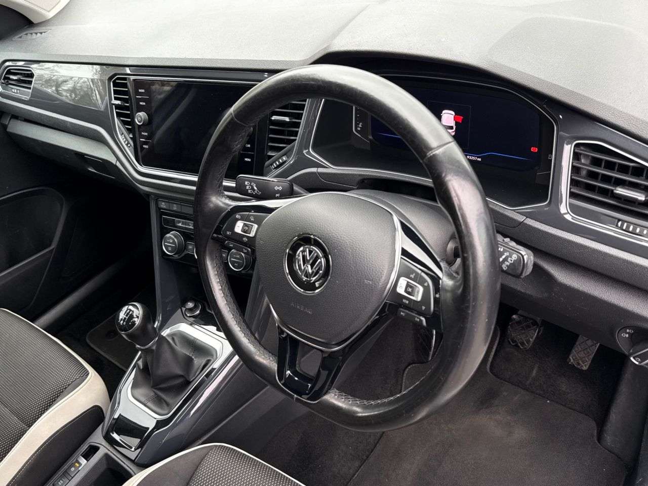 2019 VOLKSWAGEN T-ROC 2019 VOLKSWAGEN T-ROC