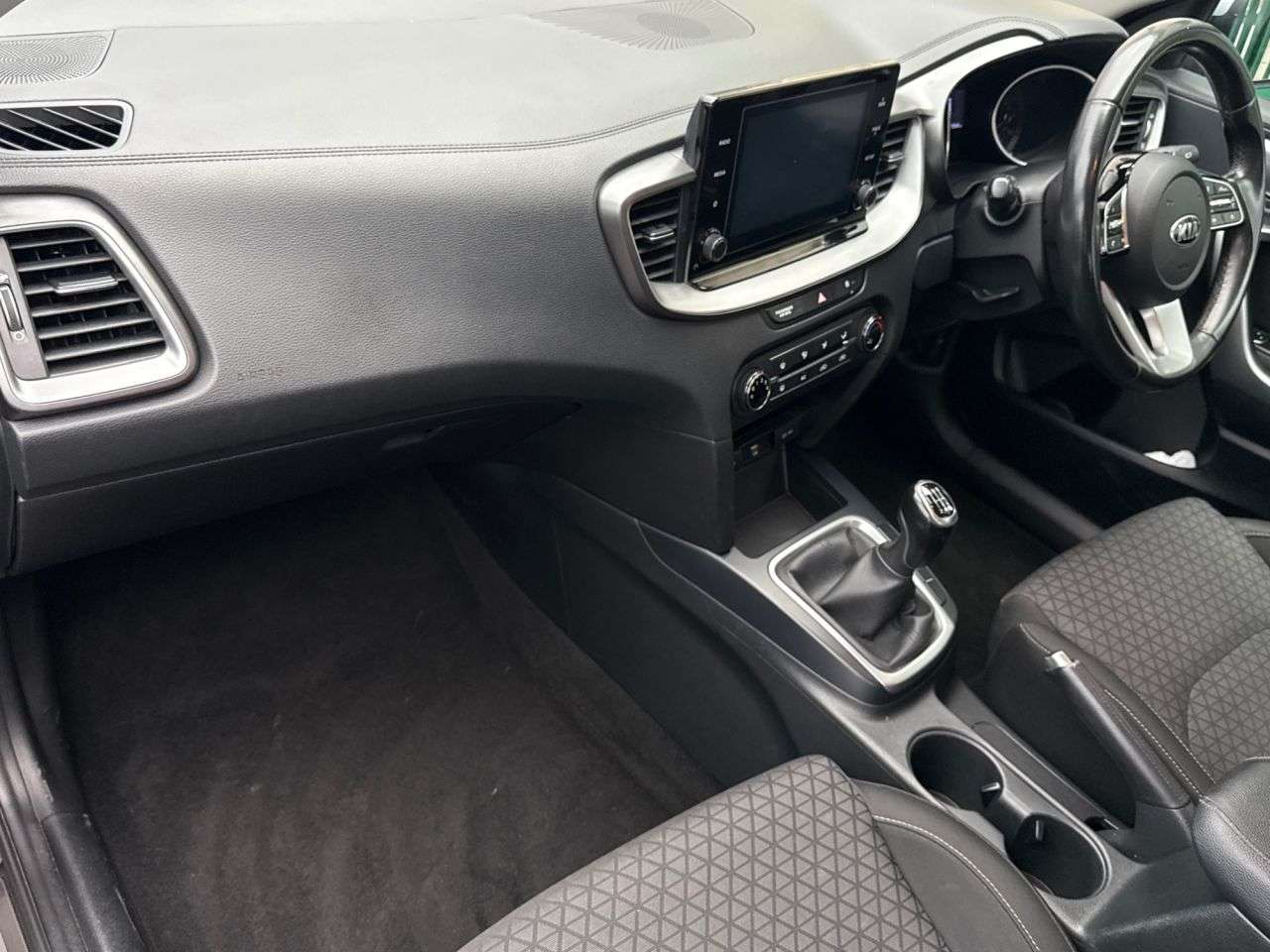 2020 KIA XCEED 2020 KIA XCEED