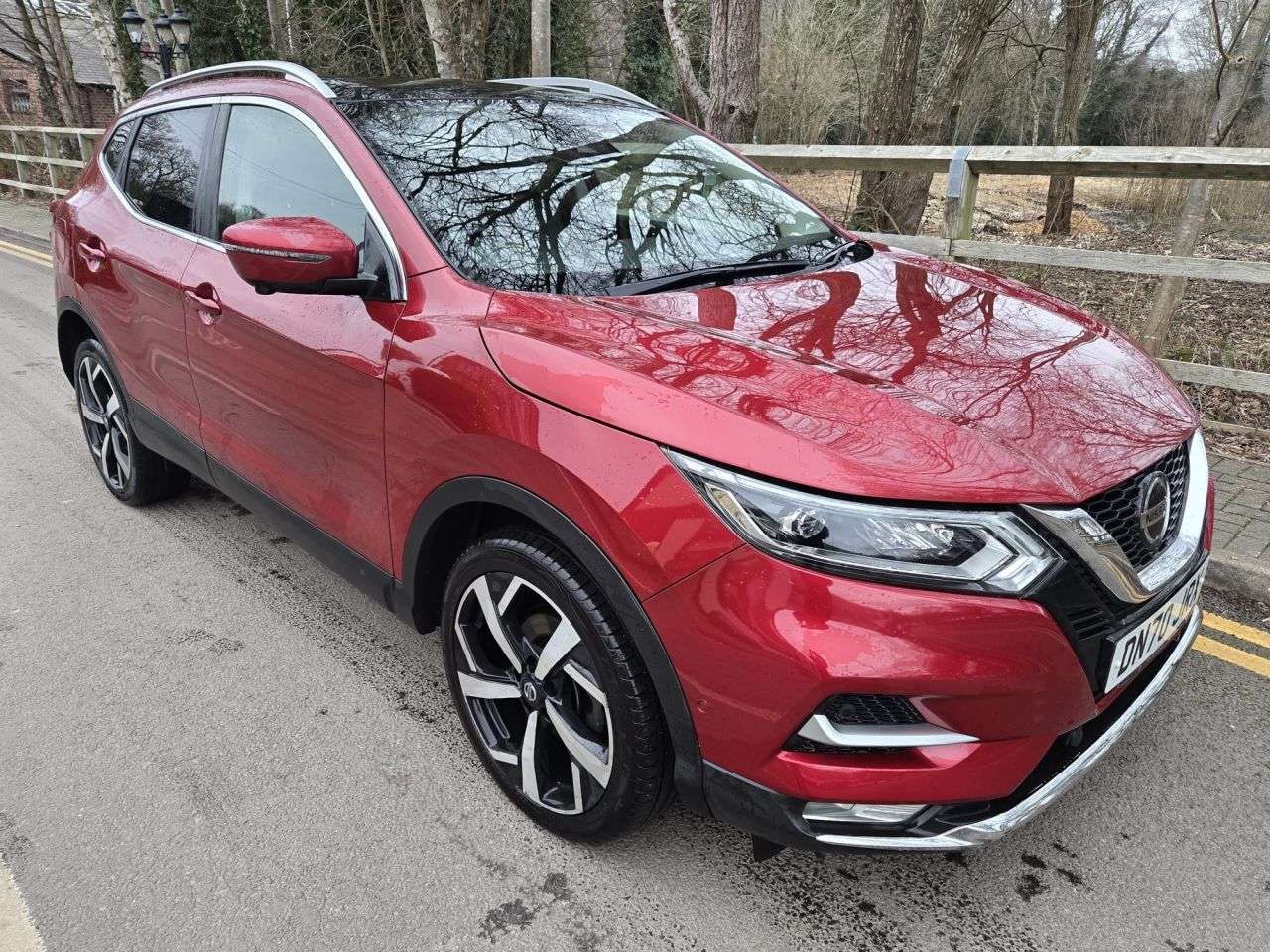 A 2020 NISSAN QASHQAI 1.3 DIG-T Tekna SUV 5dr Petrol DCT Automatic Euro 6 (s/s) (160 ps) A 2020 NISSAN QASHQAI 1.3 DIG-T Tekna SUV 5dr Petrol DCT Automatic Euro 6 (s/s) (160 ps)