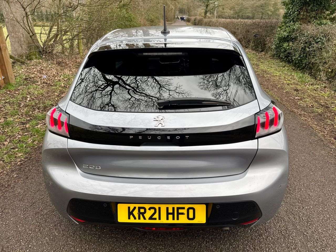 2021 PEUGEOT 208 2021 PEUGEOT 208