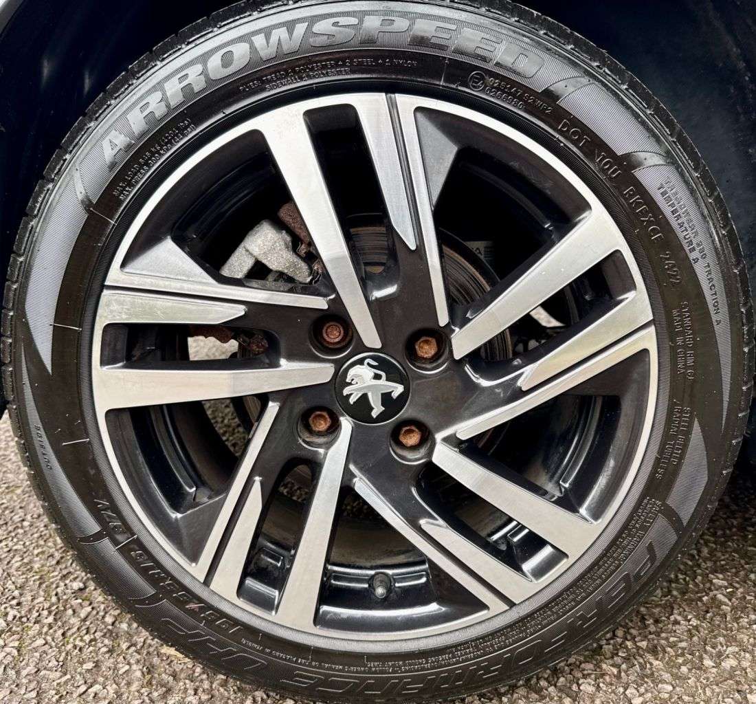 2021 PEUGEOT 208 2021 PEUGEOT 208