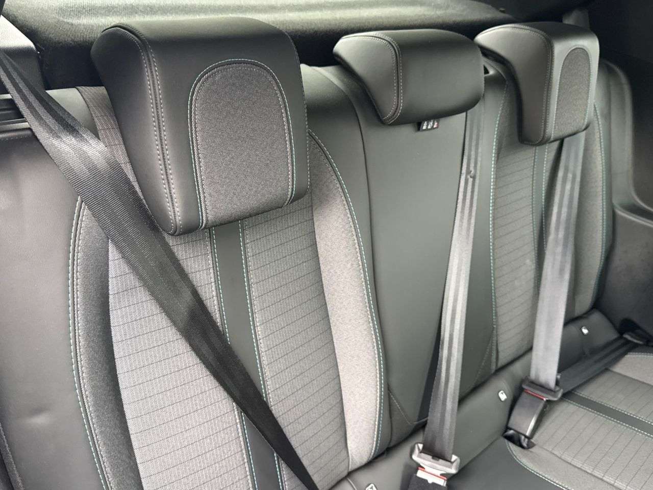 2021 PEUGEOT 208 2021 PEUGEOT 208