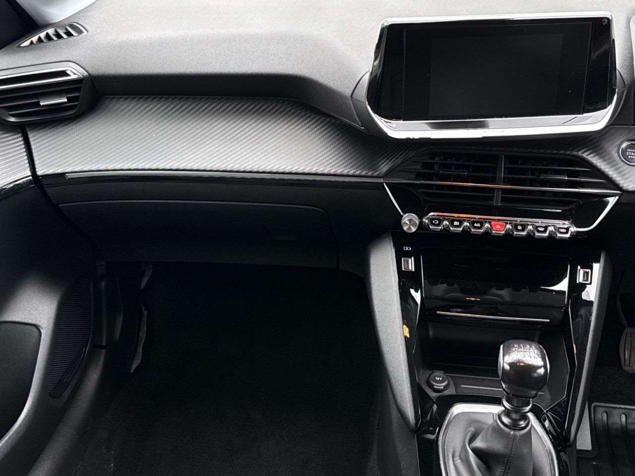 2021 PEUGEOT 208 2021 PEUGEOT 208