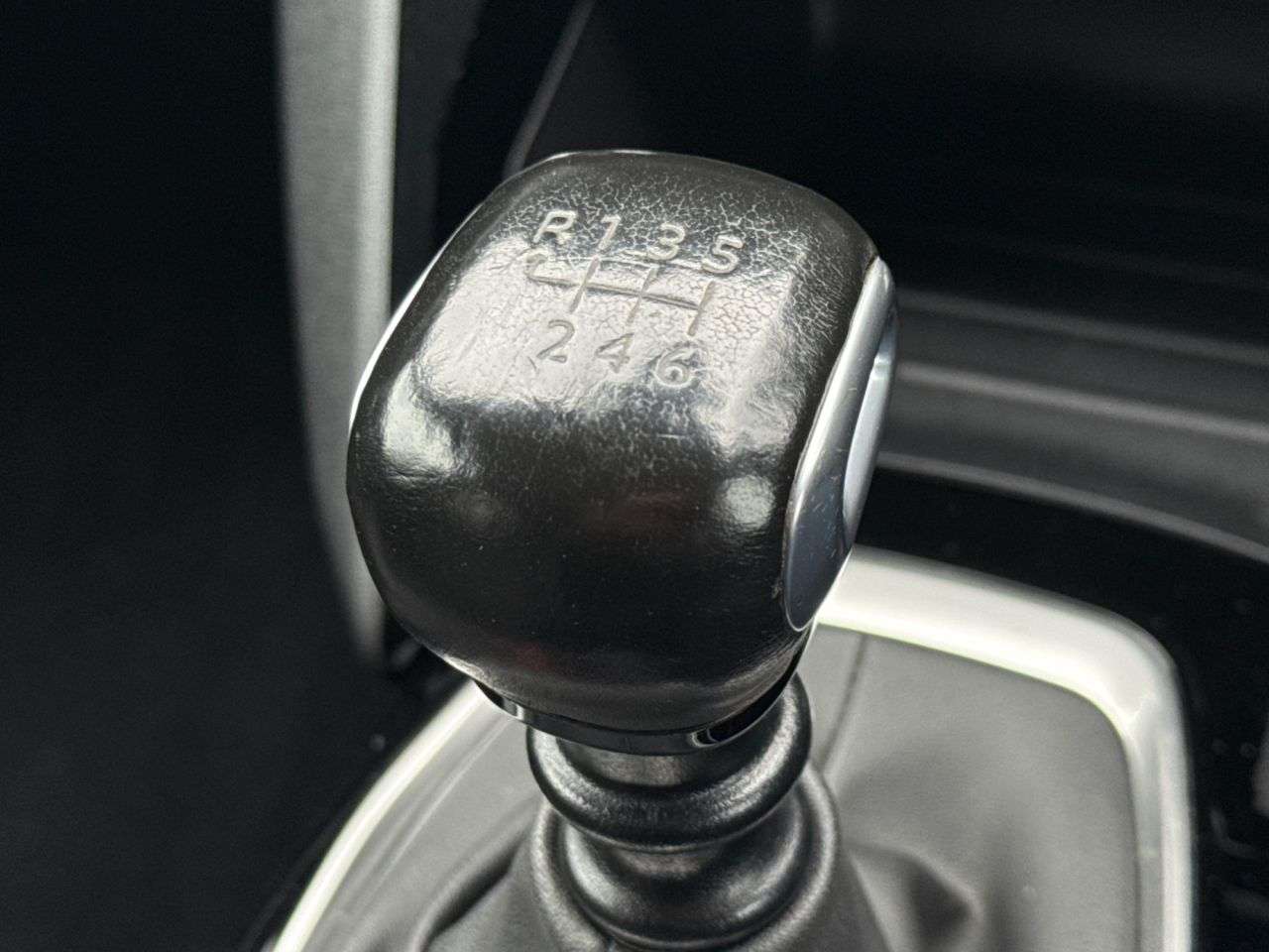 2021 PEUGEOT 208 2021 PEUGEOT 208