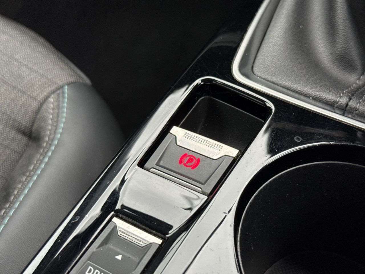 2021 PEUGEOT 208 2021 PEUGEOT 208