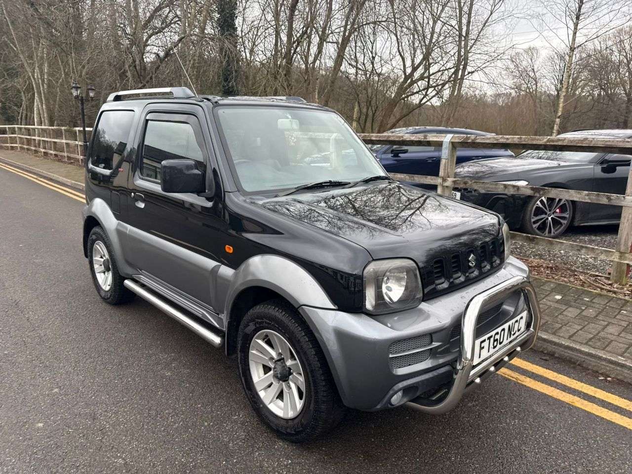 A 2011 SUZUKI JIMNY 1.3 SZ4 SUV 3dr Petrol Automatic (181 g/km, 83 bhp) A 2011 SUZUKI JIMNY 1.3 SZ4 SUV 3dr Petrol Automatic (181 g/km, 83 bhp)