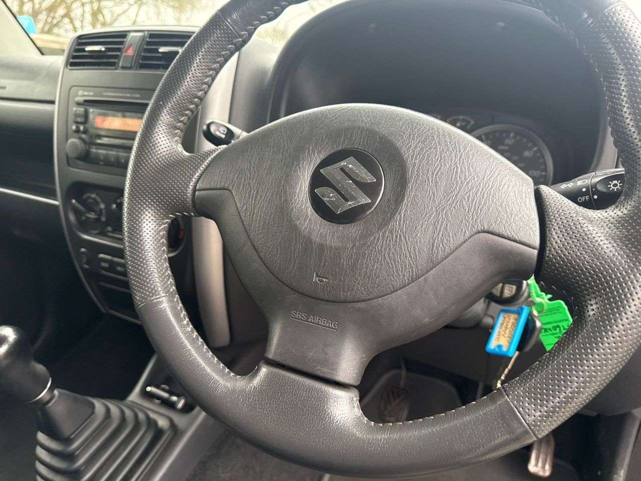 2011 SUZUKI JIMNY 2011 SUZUKI JIMNY