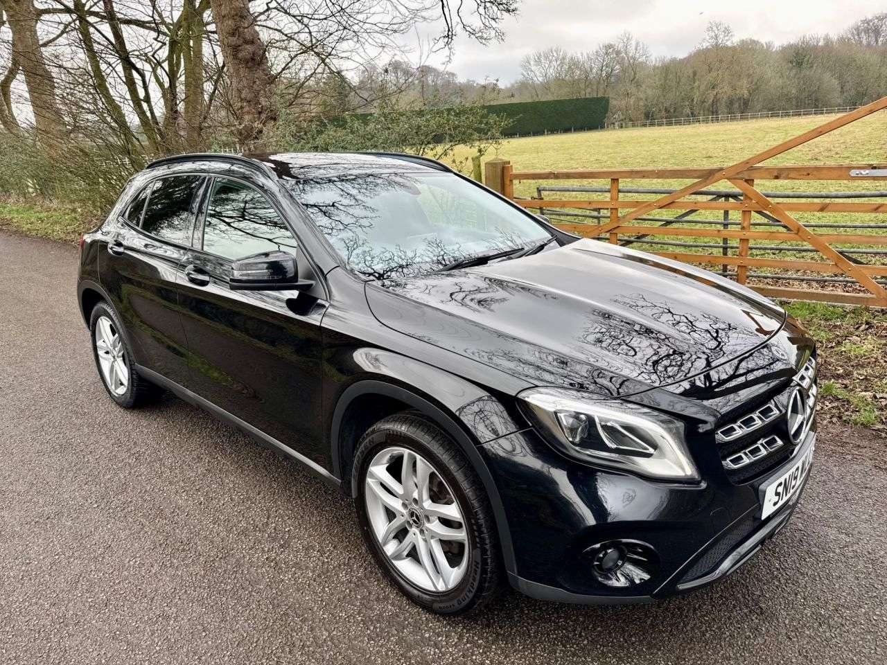 A 2019 MERCEDES-BENZ GLA 1.6 GLA180 Urban Edition SUV 5dr Petrol Manual Euro 6 (s/s) (122 ps) + SERV A 2019 MERCEDES-BENZ GLA 1.6 GLA180 Urban Edition SUV 5dr Petrol Manual Euro 6 (s/s) (122 ps) + SERV