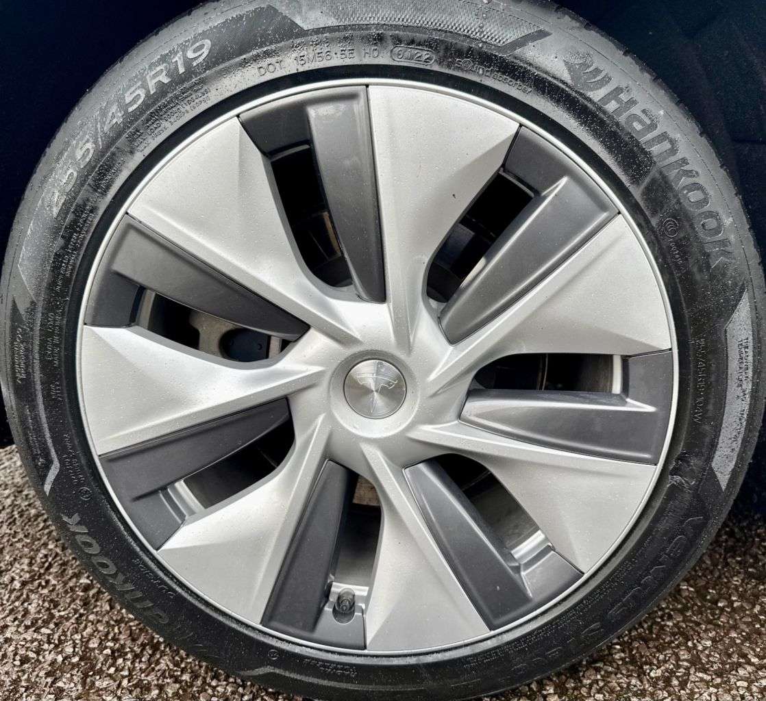 2022 TESLA MODEL Y 2022 TESLA MODEL Y