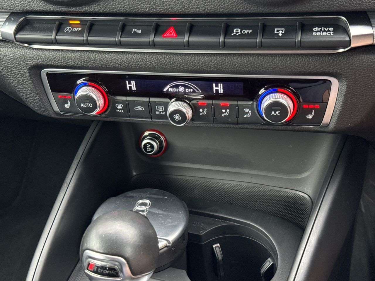 2016 AUDI A3 2016 AUDI A3