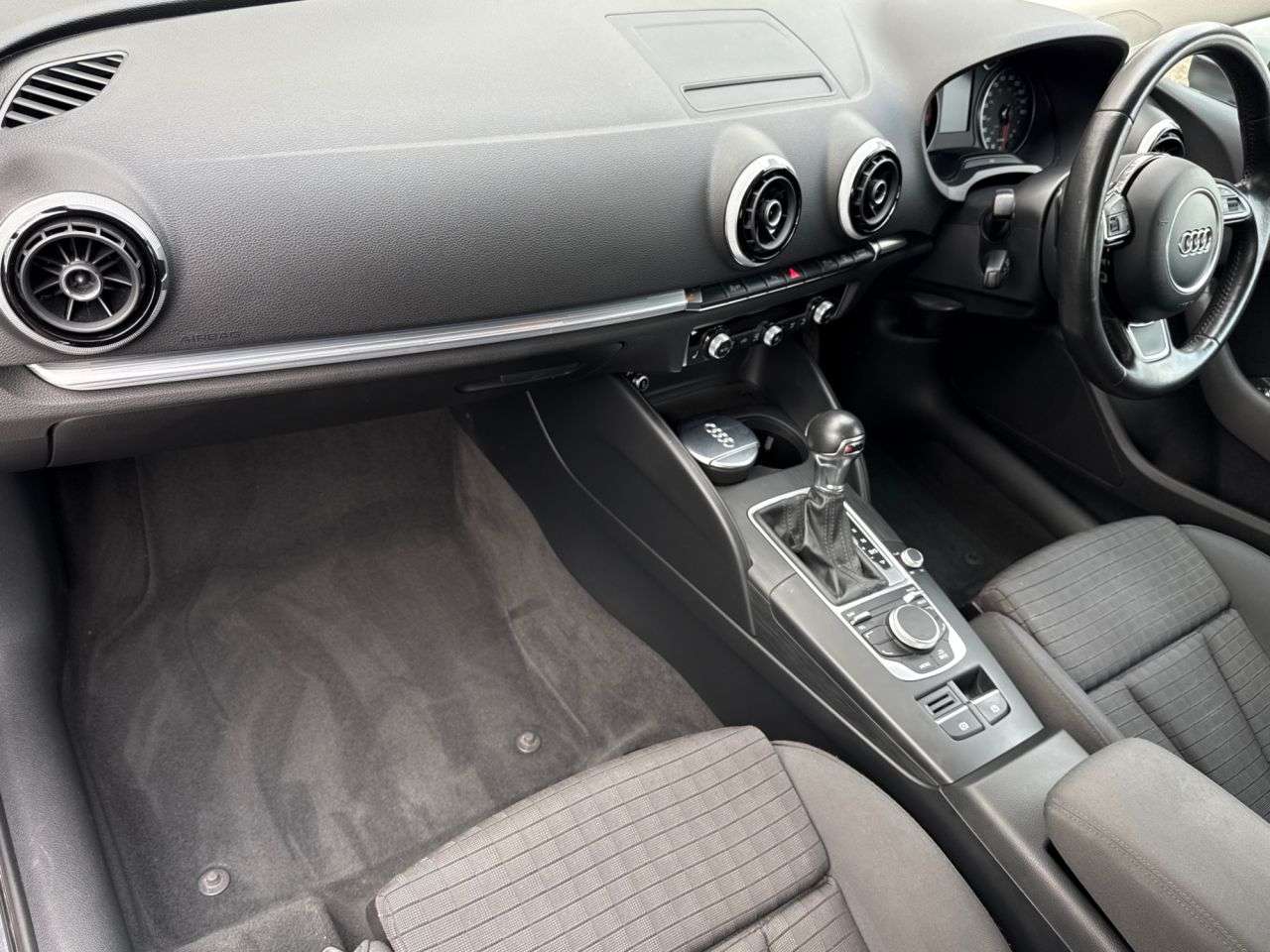 2016 AUDI A3 2016 AUDI A3