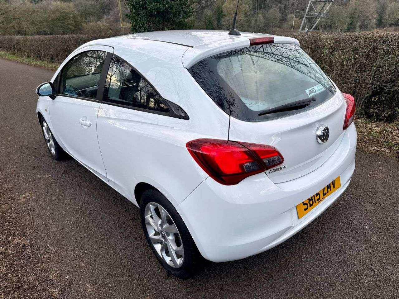A 2015 VAUXHALL CORSA 1.4i ecoFLEX Excite Hatchback 3dr Petrol Manual Euro 6 (a/c) (90 ps) + SERV A 2015 VAUXHALL CORSA 1.4i ecoFLEX Excite Hatchback 3dr Petrol Manual Euro 6 (a/c) (90 ps) + SERV