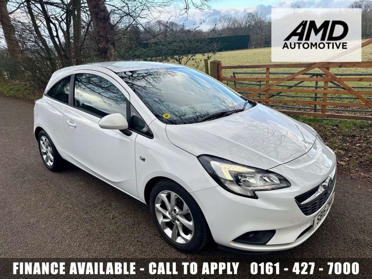 A 2015 VAUXHALL CORSA 1.4i ecoFLEX Excite Hatchback 3dr Petrol Manual Euro 6 (a/c) (90 ps) + SERV A 2015 VAUXHALL CORSA 1.4i ecoFLEX Excite Hatchback 3dr Petrol Manual Euro 6 (a/c) (90 ps) + SERV