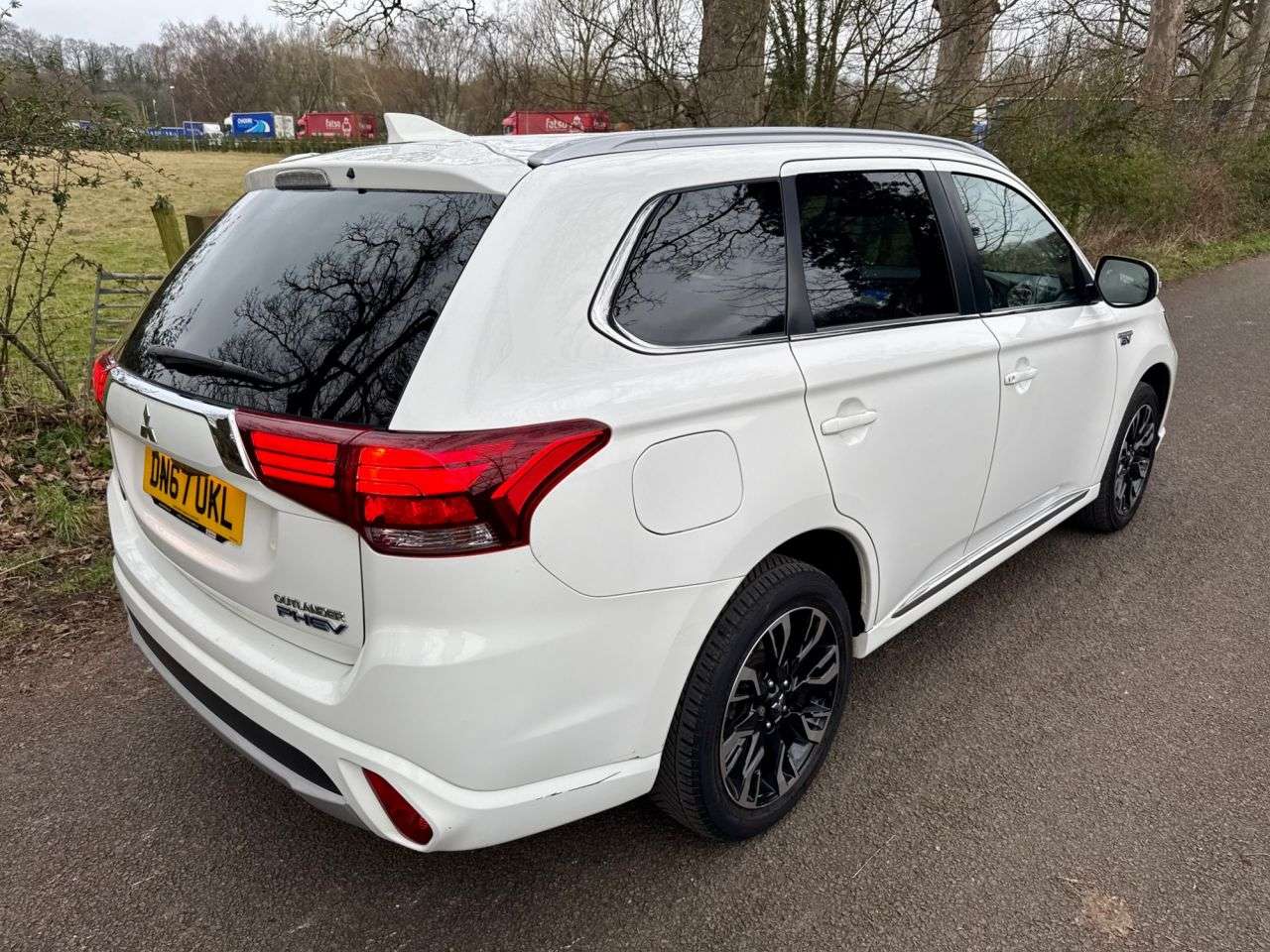 2017 MITSUBISHI OUTLANDER 2017 MITSUBISHI OUTLANDER