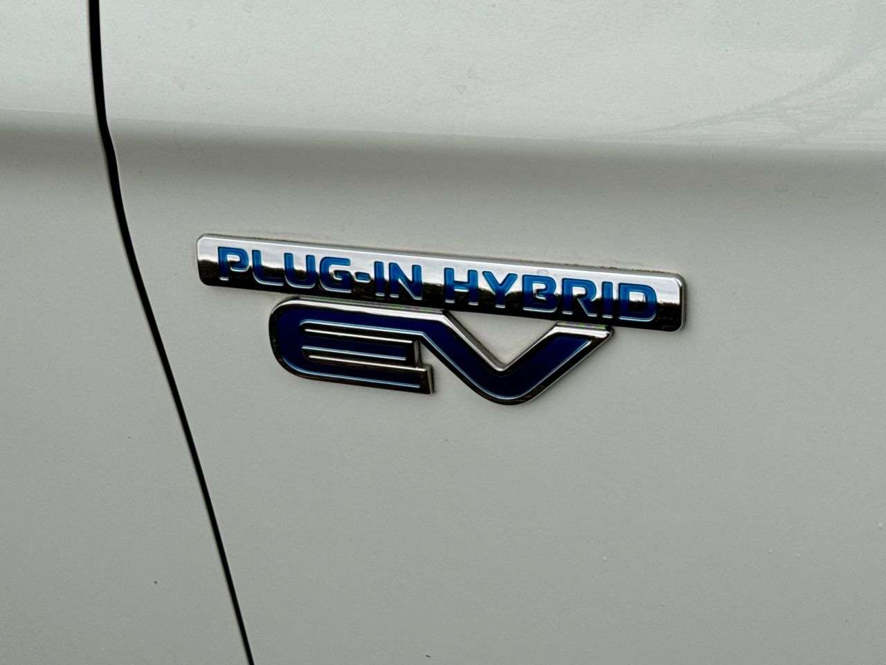 2017 MITSUBISHI OUTLANDER 2017 MITSUBISHI OUTLANDER