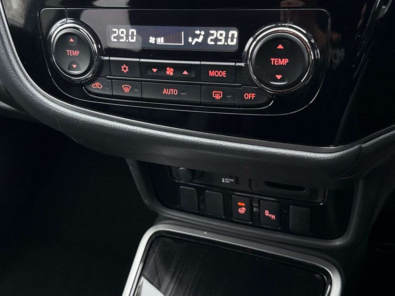 2017 MITSUBISHI OUTLANDER 2017 MITSUBISHI OUTLANDER