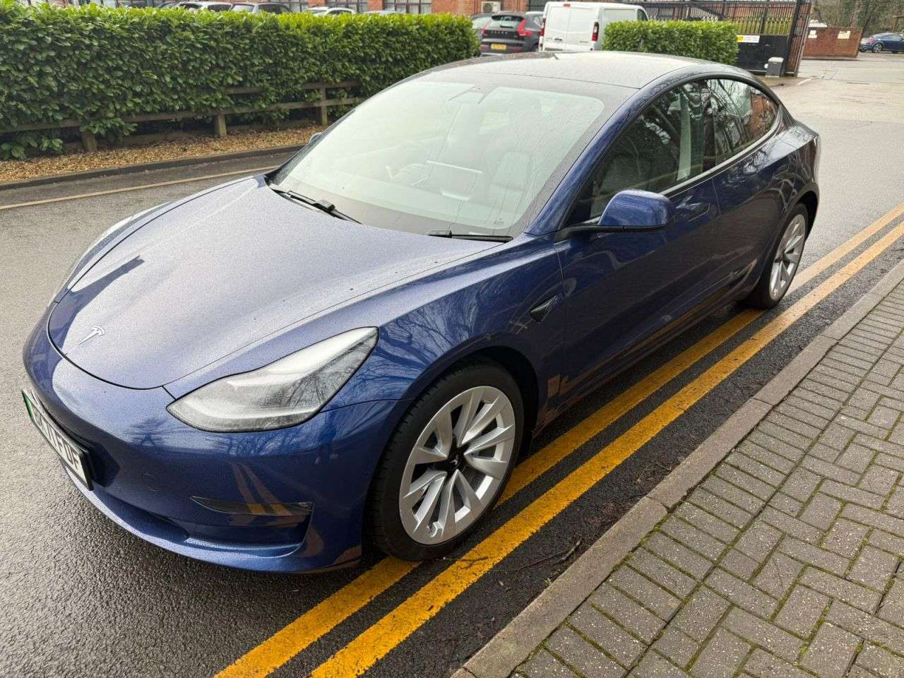 A 2021 TESLA MODEL 3 (Dual Motor) Long Range Saloon 4dr Electric Automatic 4WDE (346 ps) A 2021 TESLA MODEL 3 (Dual Motor) Long Range Saloon 4dr Electric Automatic 4WDE (346 ps)