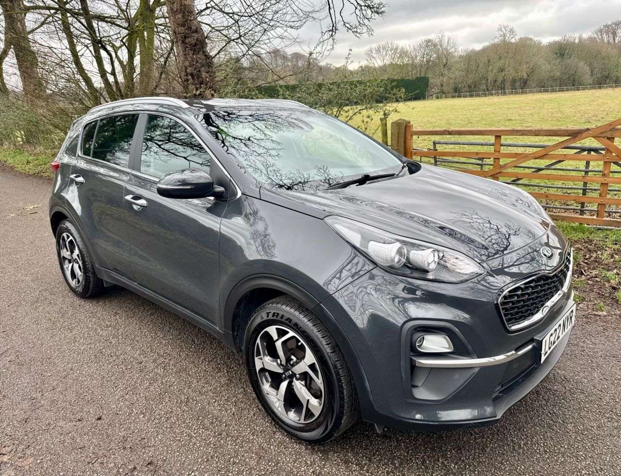 A 2022 KIA SPORTAGE 1.6 CRDi MHEV 2 SUV 5dr Diesel Hybrid Manual Euro 6 (s/s) (134 bhp) + SERVI A 2022 KIA SPORTAGE 1.6 CRDi MHEV 2 SUV 5dr Diesel Hybrid Manual Euro 6 (s/s) (134 bhp) + SERVI