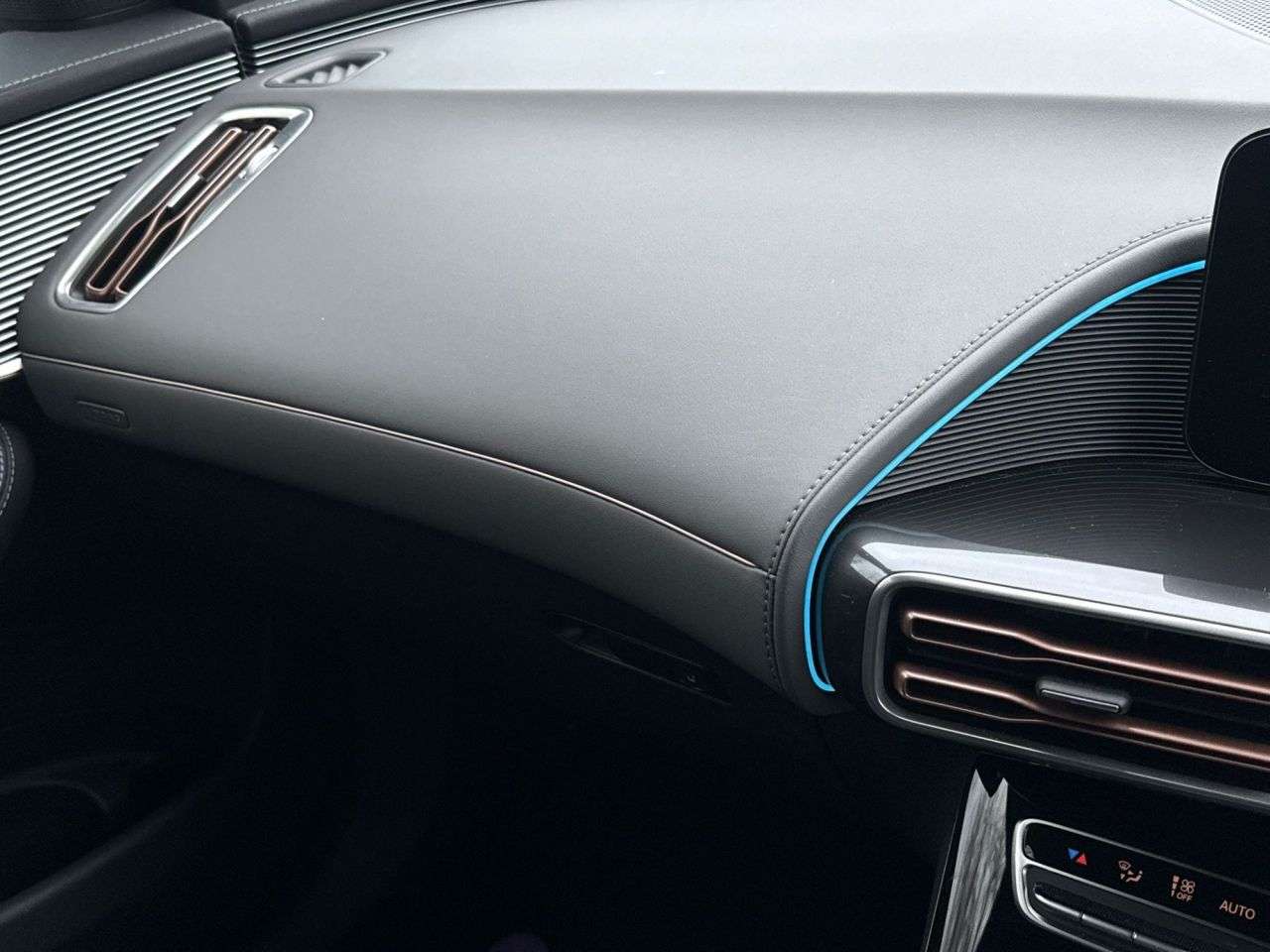 2021 MERCEDES-BENZ EQC 2021 MERCEDES-BENZ EQC