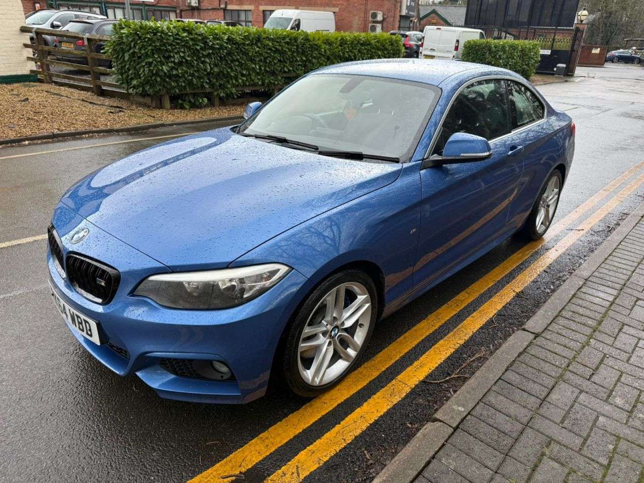 A 2014 BMW 2 SERIES 2.0 228i M Sport Coupe 2dr Petrol Manual Euro 6 (s/s) (245 ps) A 2014 BMW 2 SERIES 2.0 228i M Sport Coupe 2dr Petrol Manual Euro 6 (s/s) (245 ps)