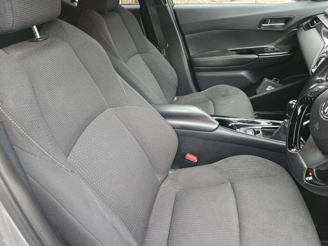 2018 TOYOTA C-HR 2018 TOYOTA C-HR