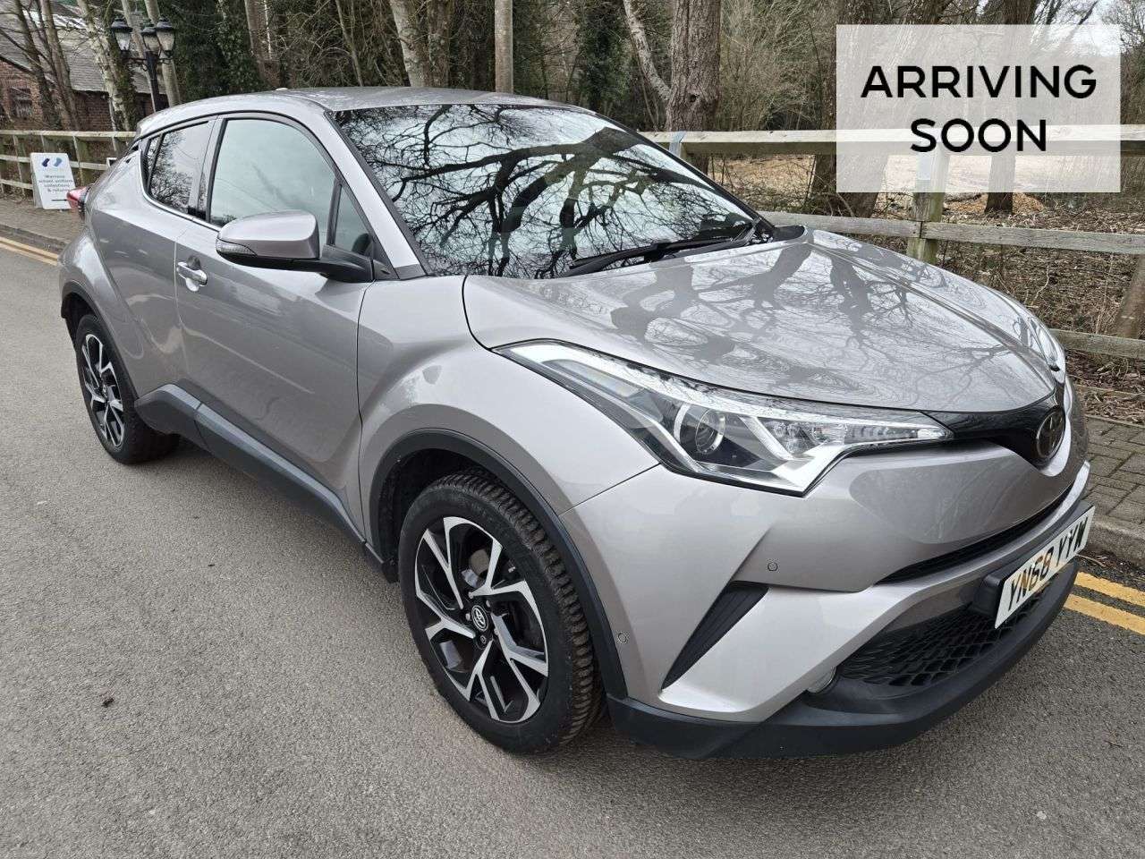 A 2018 TOYOTA C-HR 1.2 VVT-i Design SUV 5dr Petrol Manual Euro 6 (s/s) (116 ps) A 2018 TOYOTA C-HR 1.2 VVT-i Design SUV 5dr Petrol Manual Euro 6 (s/s) (116 ps)