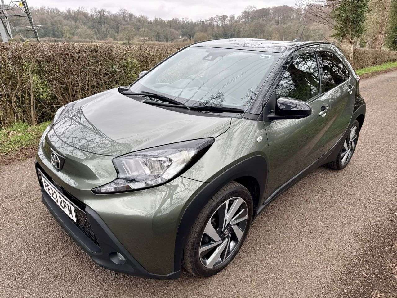 A 2023 TOYOTA AYGO X 1.0 VVT-i Edge Hatchback 5dr Petrol Manual Euro 6 (s/s) (72 ps) A 2023 TOYOTA AYGO X 1.0 VVT-i Edge Hatchback 5dr Petrol Manual Euro 6 (s/s) (72 ps)