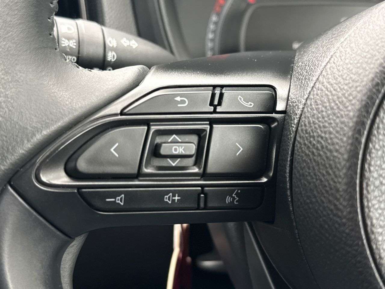 2023 TOYOTA AYGO X 2023 TOYOTA AYGO X